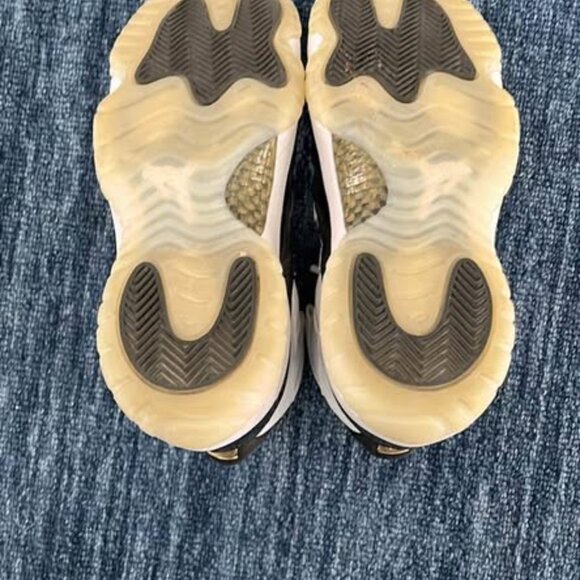 Nike Jordan 11 Retro Gratitude Basketball Shoes - Mint! - Picture 4 of 4